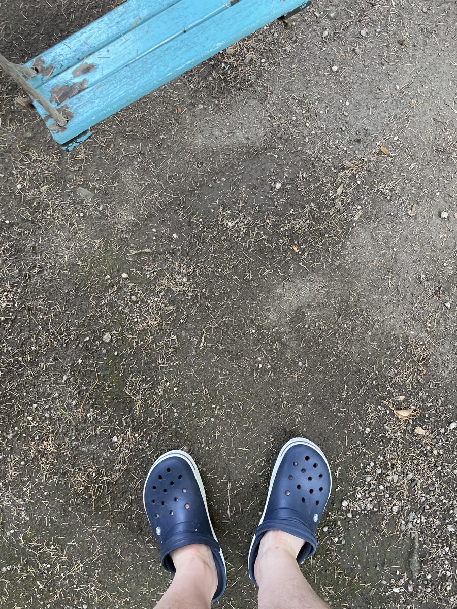 It's Croc o' Clock