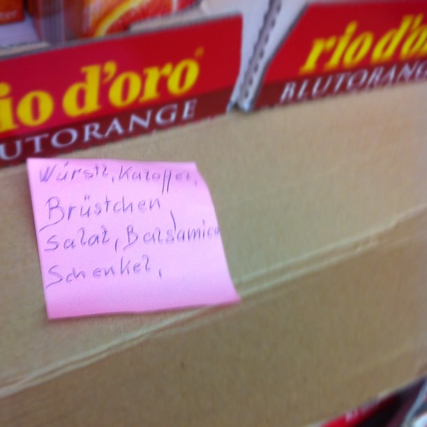 "Heute nur die kleinen Implantate, Schatz."