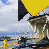 Die Sons gehen von Bord