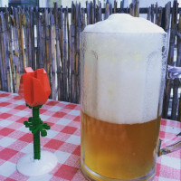 Selbstgebraut, starke Sch&auml;umung.