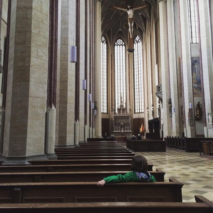Regenunterschlupf in der Landshuter Martinskirche.