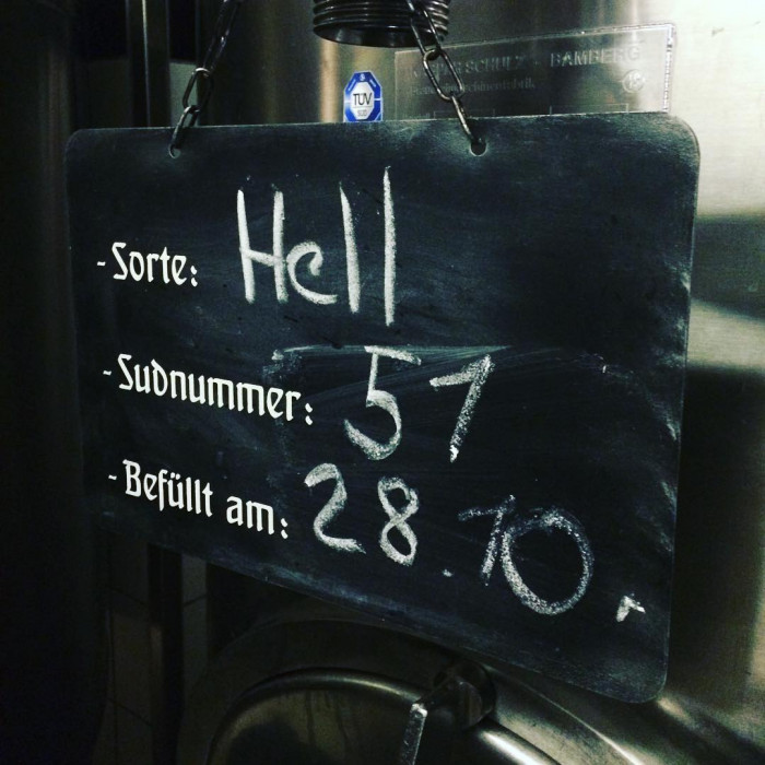 Sorte: Hell