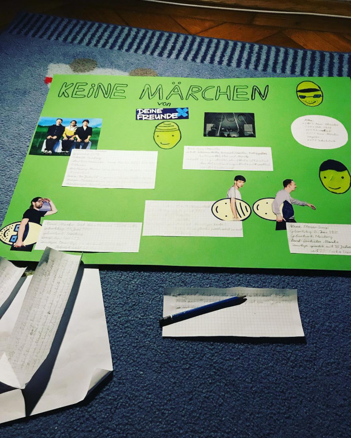 Fast fertig. Das @deinefreunde Referat.