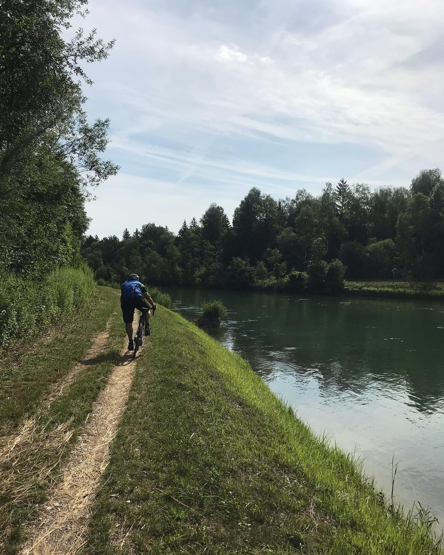 Radrunde mit @schwanzhund_ zur Pupplinger Au, Zwischenstopp am Ickinger Stausee und Biergartenabschl