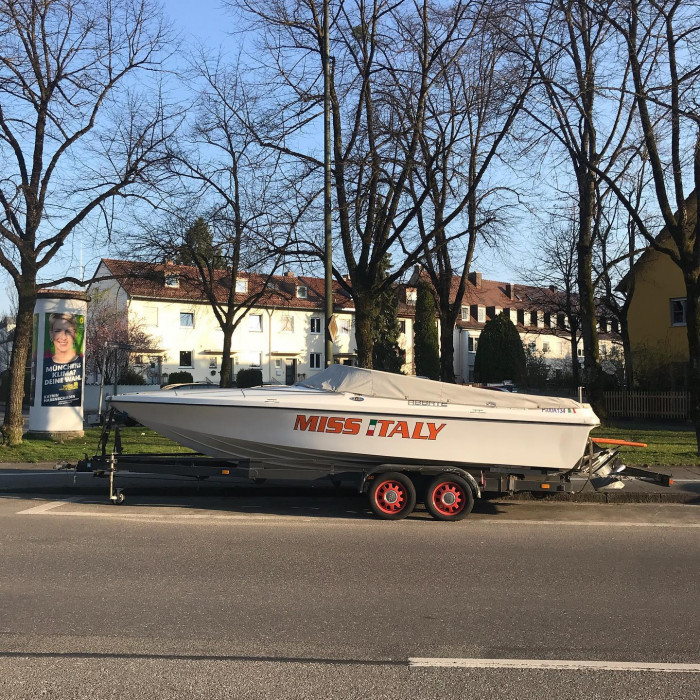 geht heute erst mal durch das Werksviertel (die &Auml;lteren, also ich, sagen dazu j