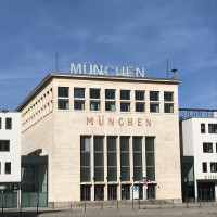 Ein paar, mir bisher unbekannte, &Uuml;berreste des alten Flughafens entdeckt, Tauch&uuml;bung am halbzugefror