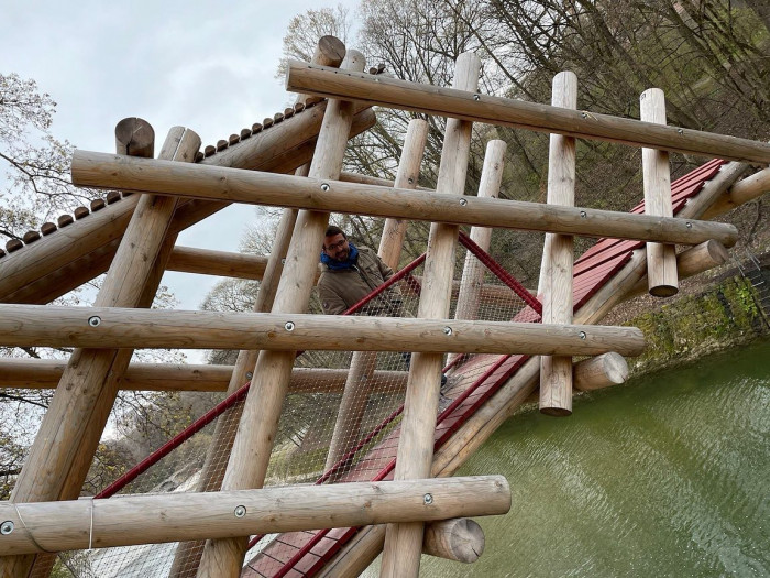 Liebes Tagebuch. Heute hat @ivoheckmann mich auf einer halbfertigen Br&uuml;cke (Kunst) fotografiert. Dan