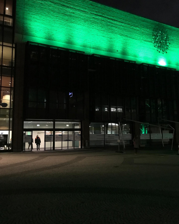 In der ehemaligen Kinder und Jugendbibliothek wird jetzt getestet, in der ehemaligen Philharmonie we