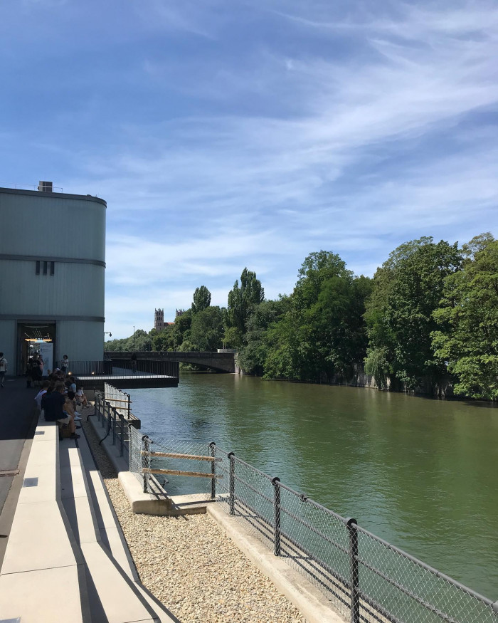 @deutschesmuseum hat (teilweise) fertig renoviert. Es gibt jetzt einen durchgehenden Fu&szlig;weg von der
